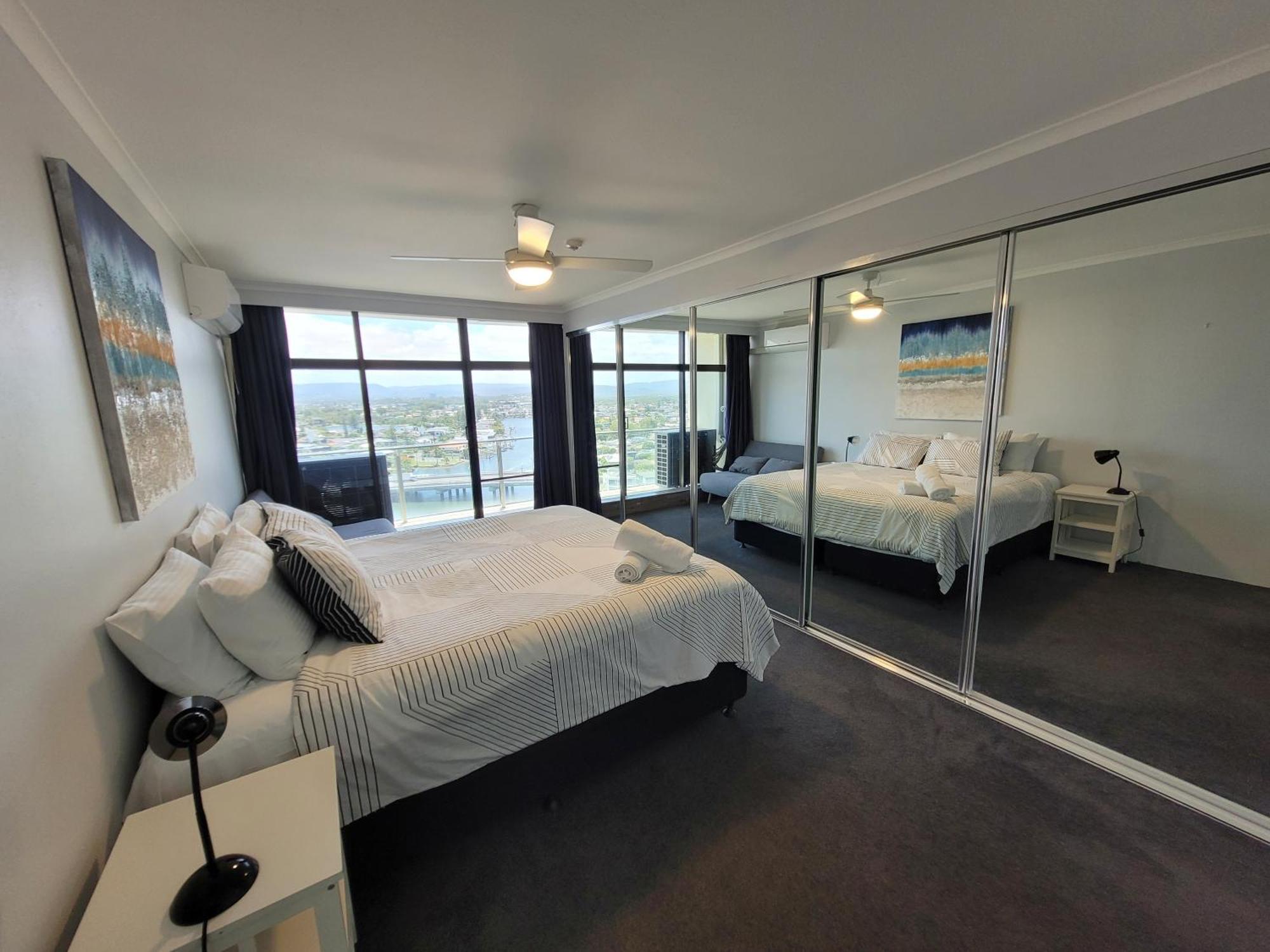 Surfers Chalet Gold Coast Phòng bức ảnh